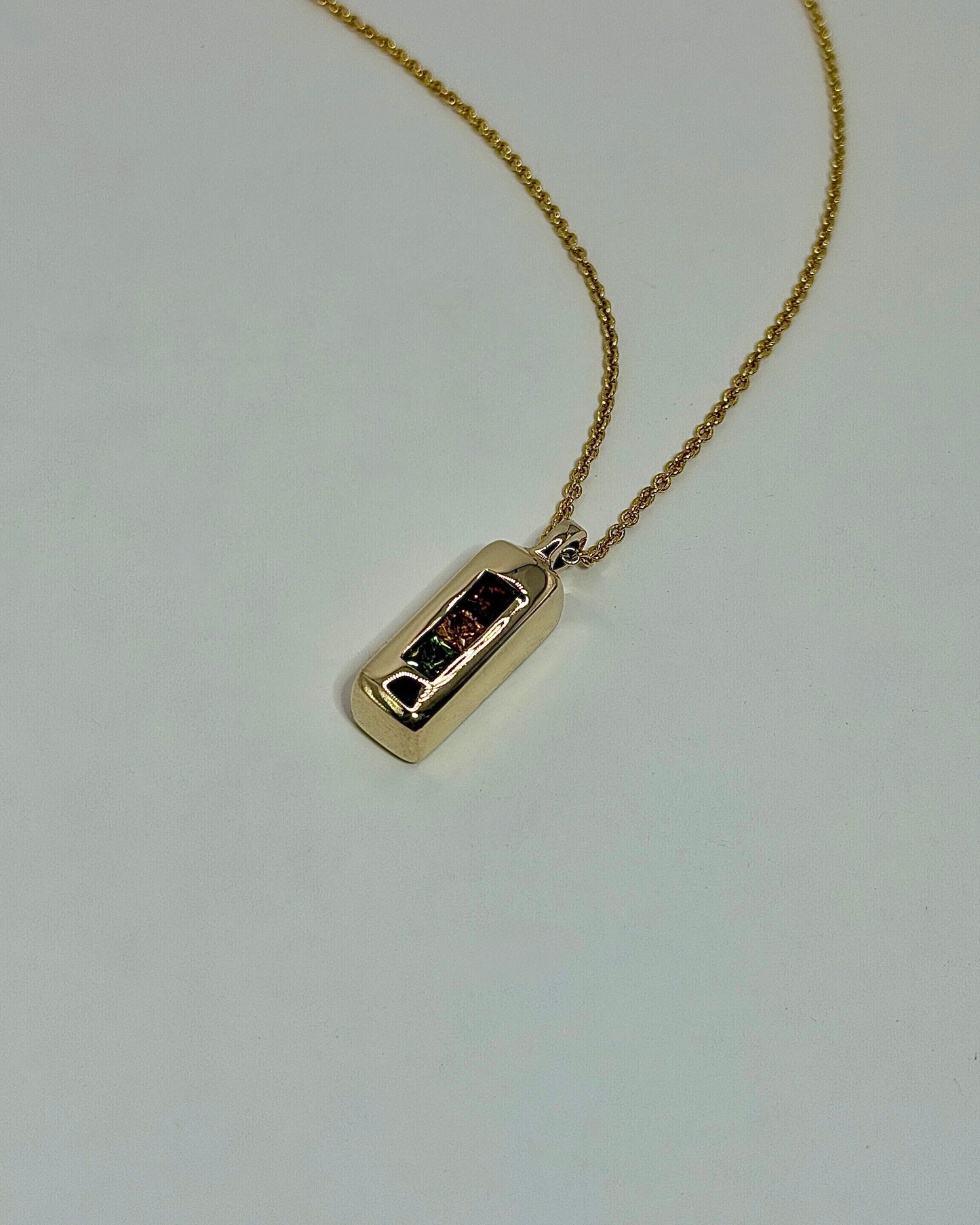 Channel Pendant - 9ct Gold