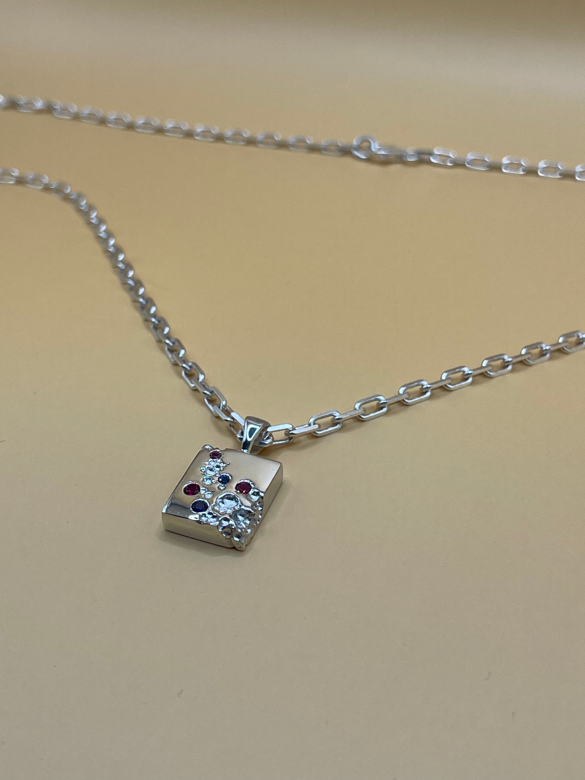 【MYSTIC LOCKET】PERTHSANTA 1.00 Carat (ctw) Mystic-Fire Topaz Drop Infinity Pendant
